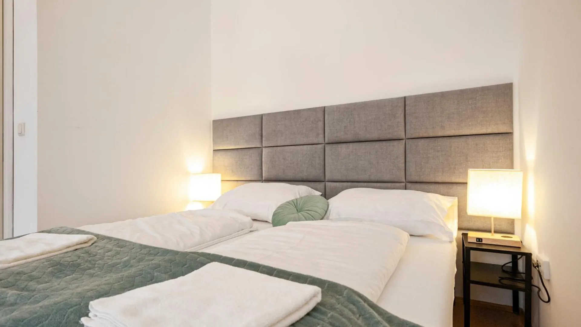 2Br Shared Apt Only 7Min To Wiener Stadthalle Vienna