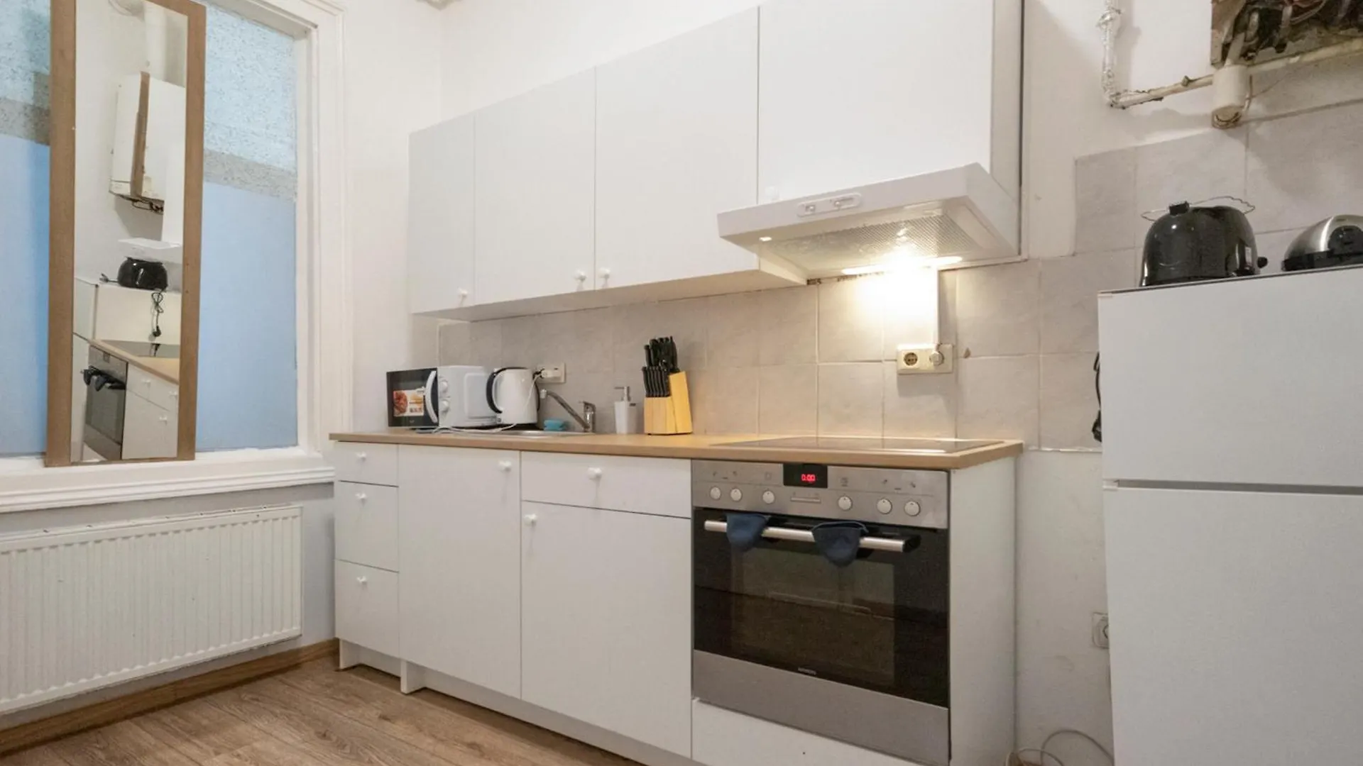 2Br Shared Apt Only 7Min To Wiener Stadthalle Vienna