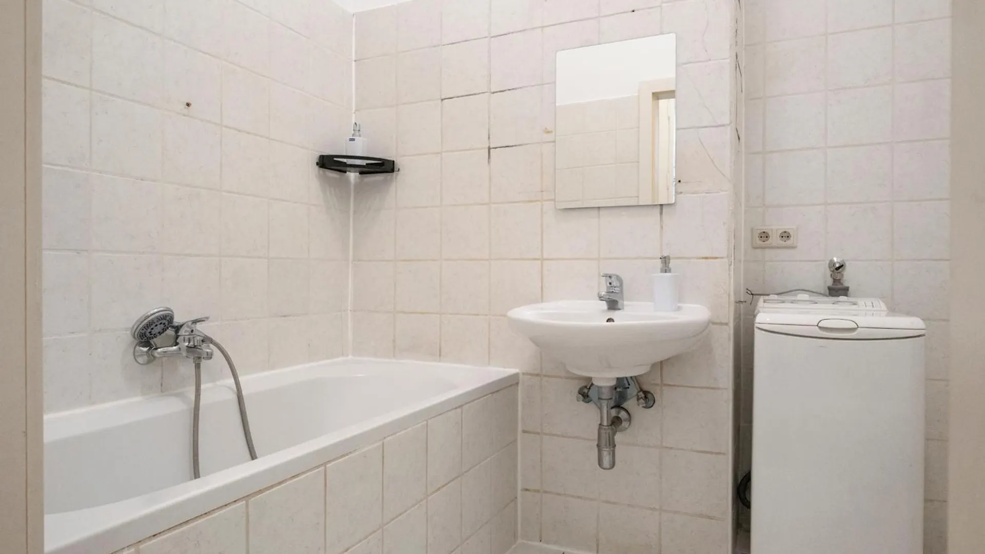 Apartment 2Br Shared Apt Only 7Min To Wiener Stadthalle