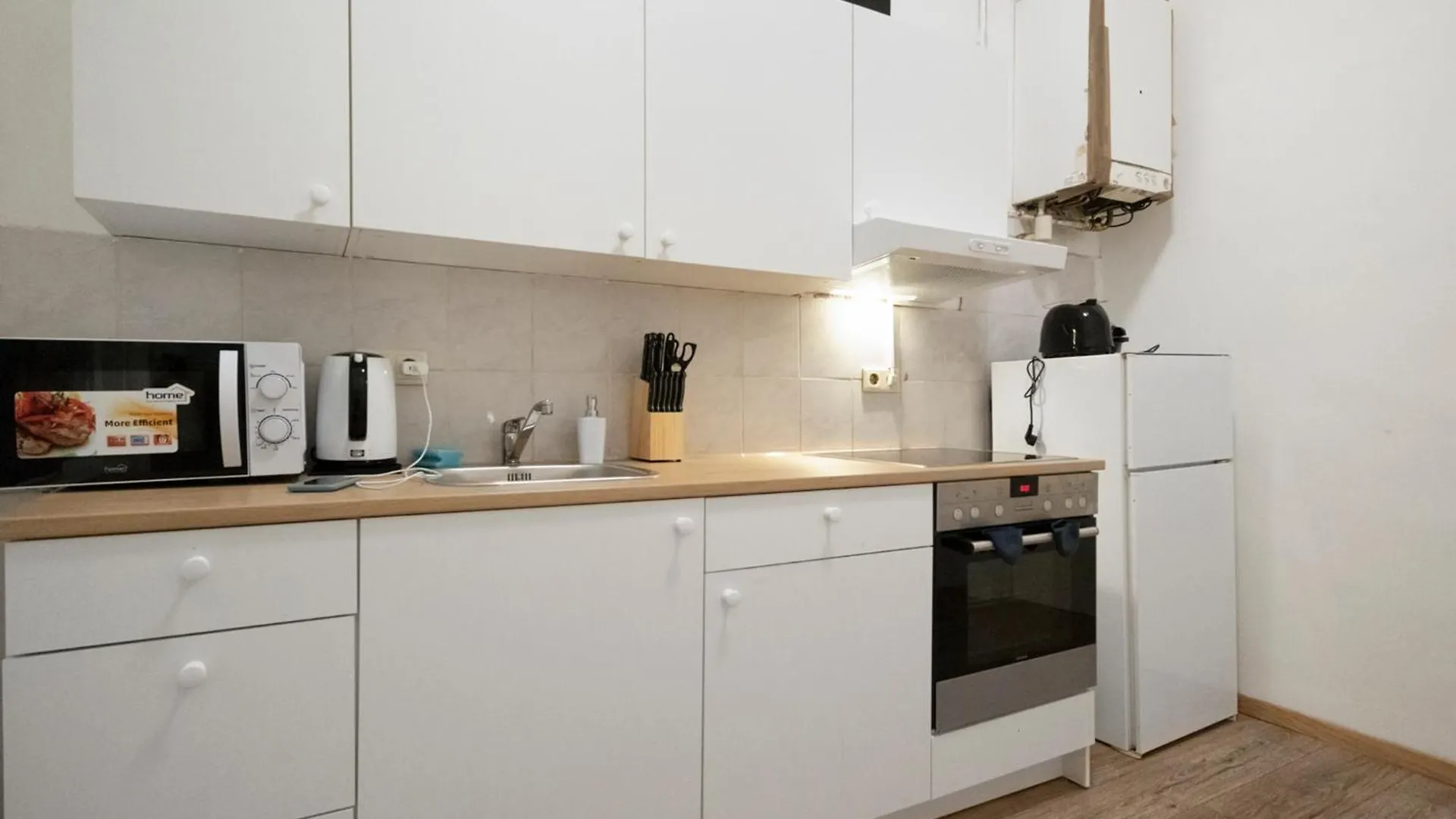 2Br Shared Apt Only 7Min To Wiener Stadthalle Austria